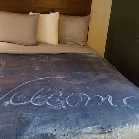 Osu King Bed Hotel Room 109 Wi-Fi Booking Stillwater Buitenkant foto